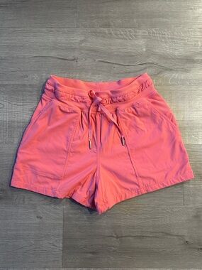 LULULEMON | Women’s Studio Shorts